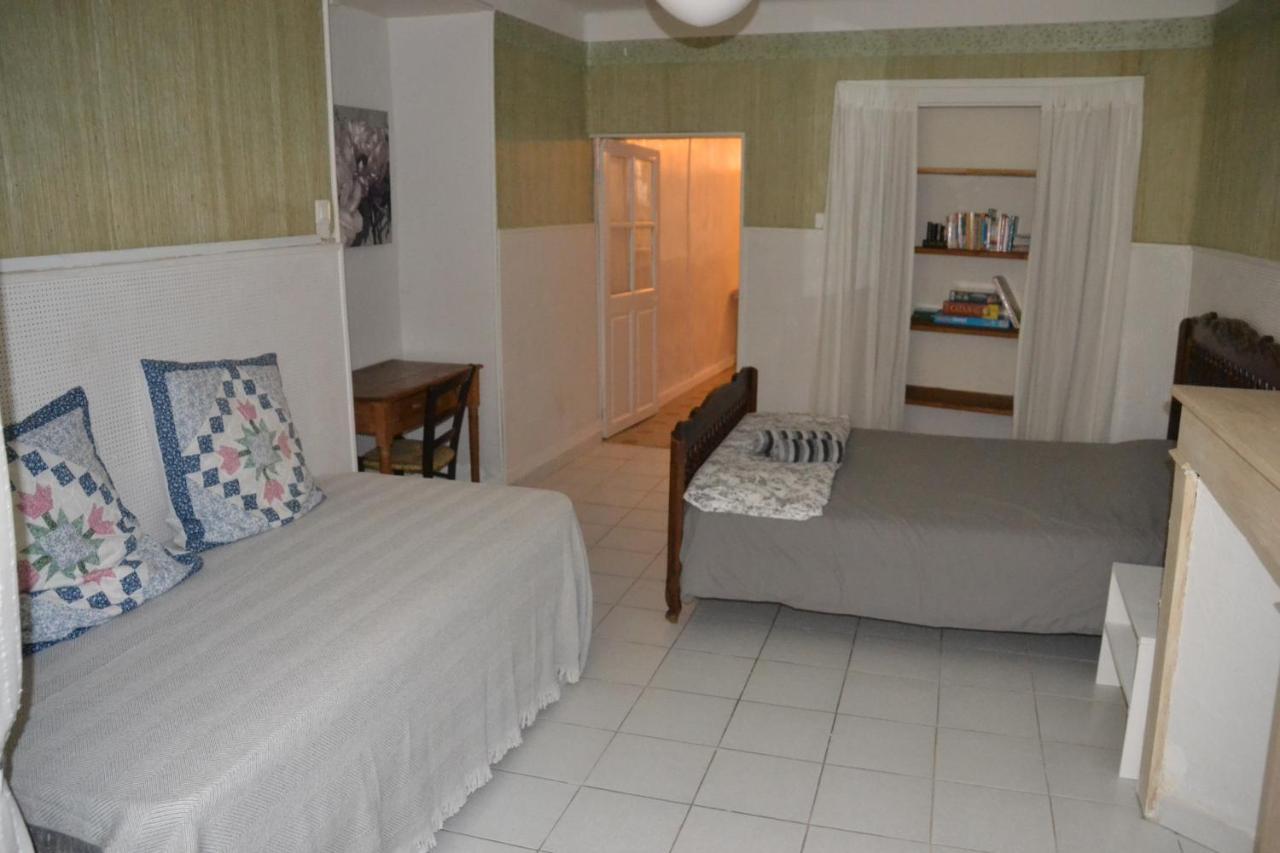 St Jean Du Gard : Spacious Apartment With Use Of Pool Saint-Jean-du-Gard Extérieur photo