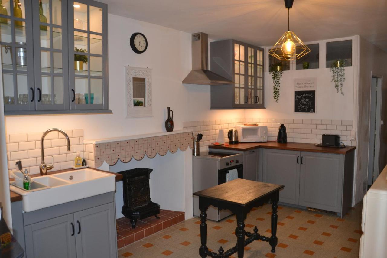 St Jean Du Gard : Spacious Apartment With Use Of Pool Saint-Jean-du-Gard Extérieur photo